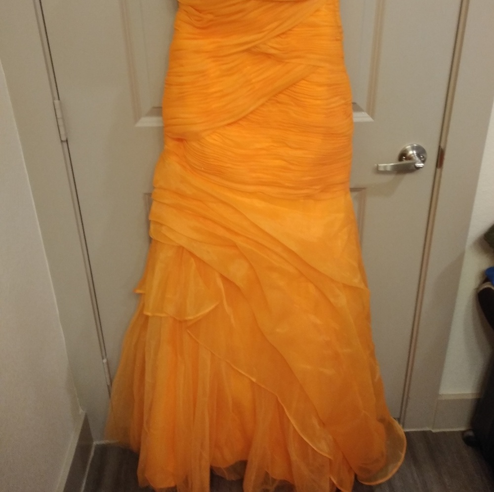 Prom dress - Picture 7 of 7